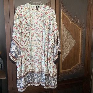 Kimono Wrap from the Buckle